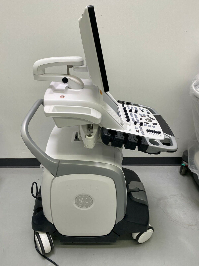 Load image into Gallery viewer, GE Vivid E9 BT13 xD Clear Cardiac Ultrasound System with M5Sc-D Probe