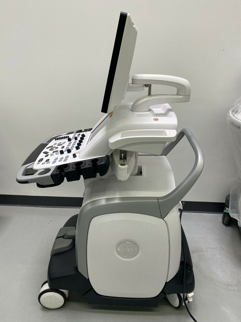 Load image into Gallery viewer, GE Vivid E9 BT13 xD Clear Cardiac Ultrasound System with M5Sc-D Probe